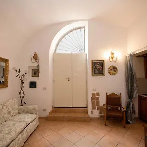 Casa vacanze Quattro Cantoni R-home